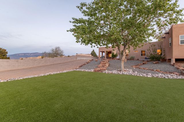 6111 La Paz Road NE, Rio Rancho, NM 87144