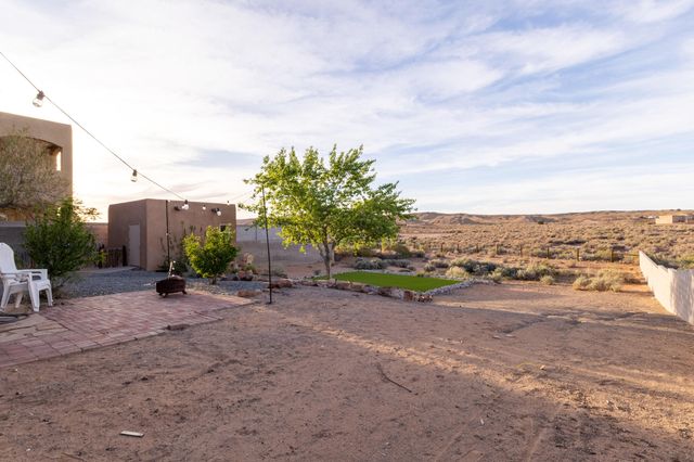 6111 La Paz Road NE, Rio Rancho, NM 87144