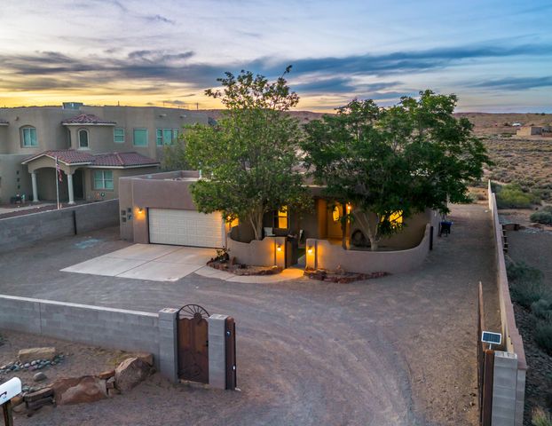 6111 La Paz Road NE, Rio Rancho, NM 87144