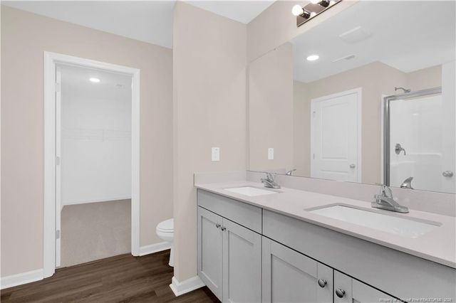 2137 Purebred Circle, Hope Mills, NC 28348