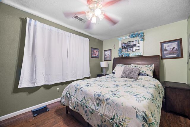 931 S Amber Street, Tulare, CA 93274