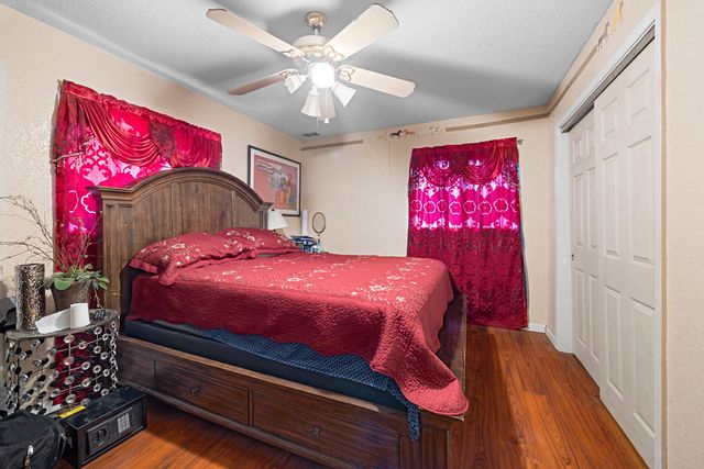 931 S Amber Street, Tulare, CA 93274