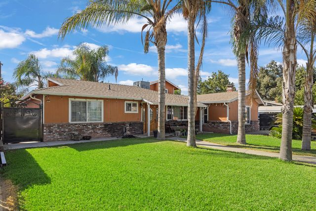 931 S Amber Street, Tulare, CA 93274