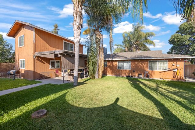 931 S Amber Street, Tulare, CA 93274