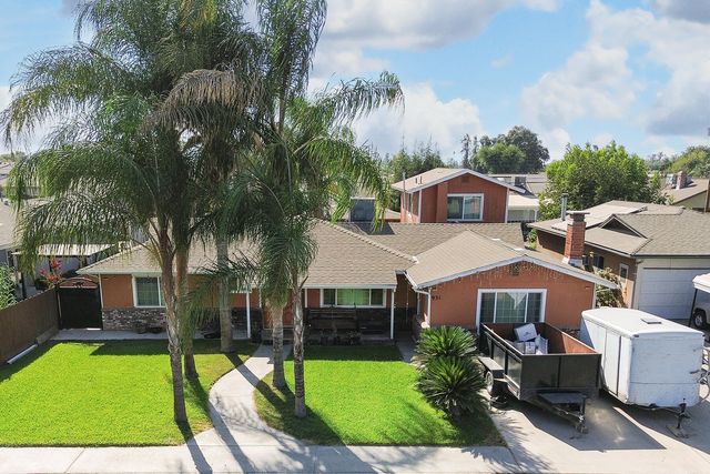 931 S Amber Street, Tulare, CA 93274
