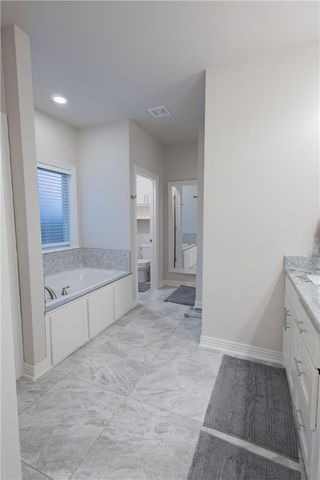 329 Ceola Avenue, Tontitown, AR 72762