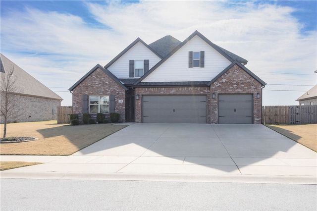 329 Ceola Avenue, Tontitown, AR 72762