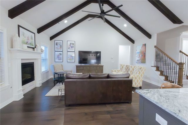 329 Ceola Avenue, Tontitown, AR 72762