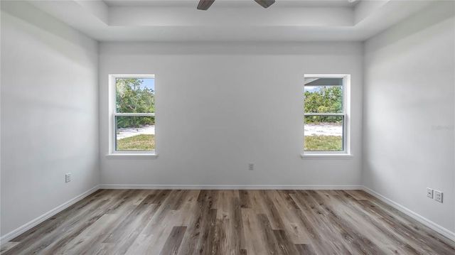 40691 E NINTH AVENUE, Umatilla, FL 32784