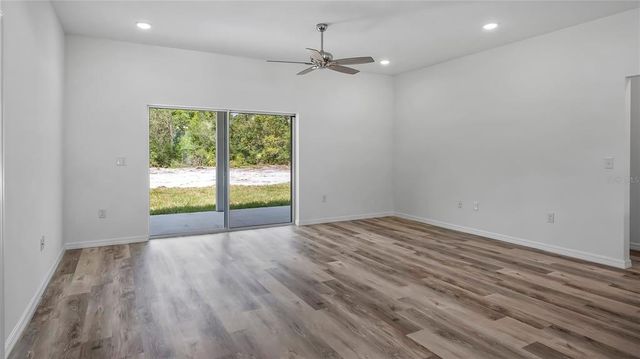 40691 E NINTH AVENUE, Umatilla, FL 32784