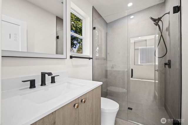 11744 Dayton Avenue N, Seattle, WA 98133