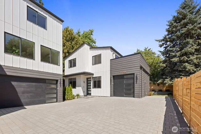 11744 Dayton Avenue N, Seattle, WA 98133