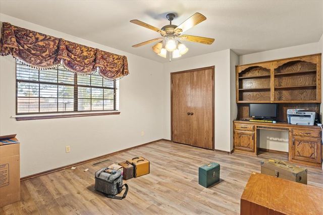 826 S Ebeling Drive, Mustang, OK 73064