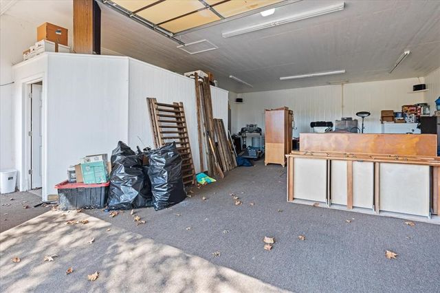 826 S Ebeling Drive, Mustang, OK 73064
