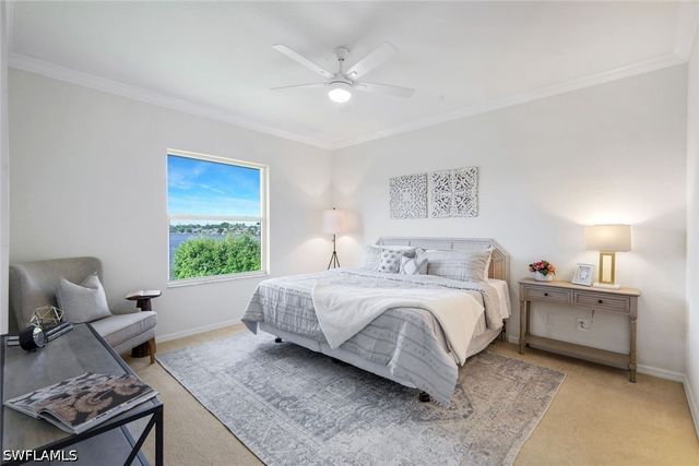 2390 Piccadilly Circus 202, Naples, FL 34112