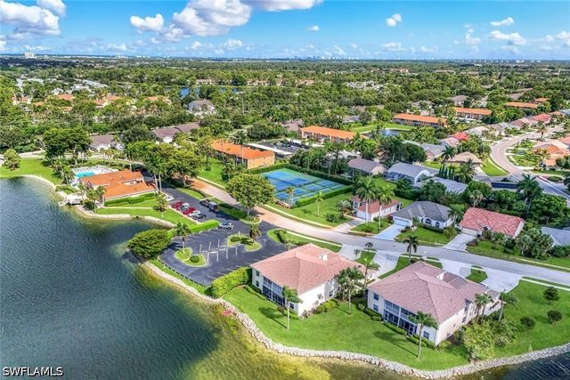2390 Piccadilly Circus 202, Naples, FL 34112
