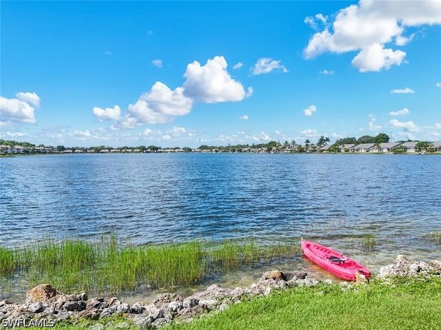 2390 Piccadilly Circus 202, Naples, FL 34112