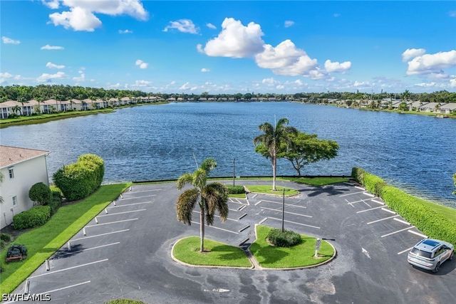 2390 Piccadilly Circus 202, Naples, FL 34112