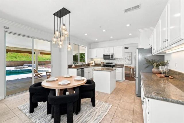 5412 Deveron Court, Riverside, CA 92507