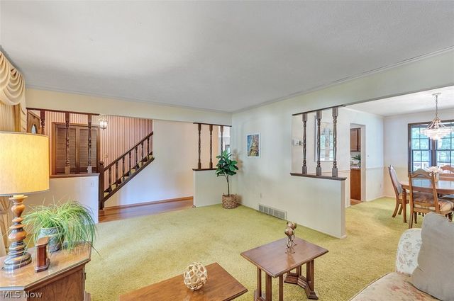 5756 Dorothy Drive, North Olmsted, OH 44070