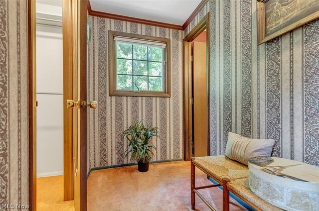 5756 Dorothy Drive, North Olmsted, OH 44070