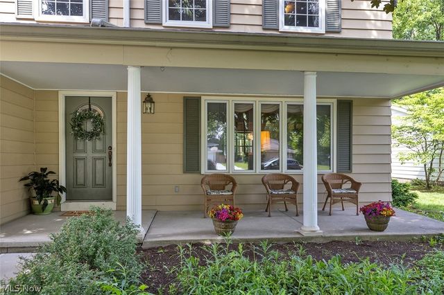5756 Dorothy Drive, North Olmsted, OH 44070