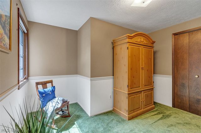 5756 Dorothy Drive, North Olmsted, OH 44070