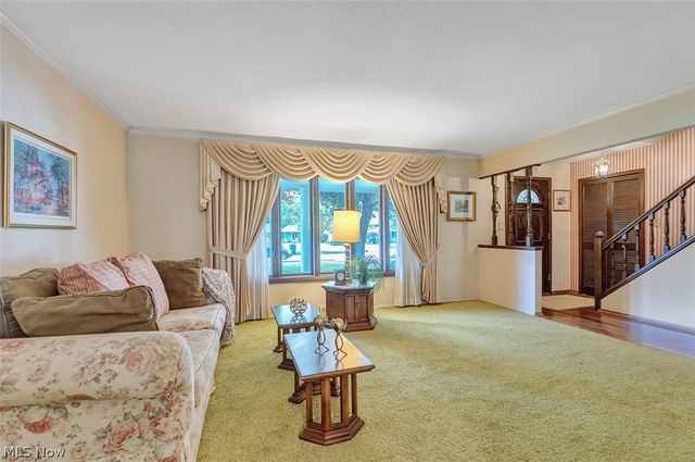 5756 Dorothy Drive, North Olmsted, OH 44070