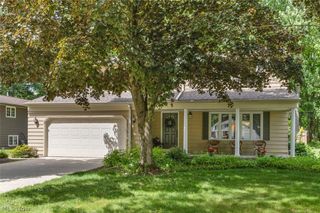 5756 Dorothy Drive, North Olmsted, OH 44070