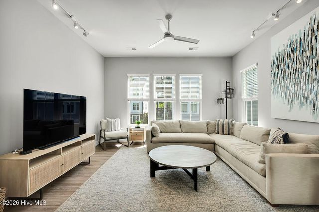 618 N 6th Street, Wilmington, NC 28401