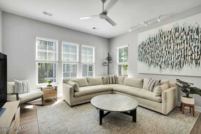618 N 6th Street, Wilmington, NC 28401