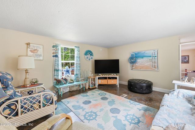 85045 LONNIE CREWS Road, Fernandina Beach, FL 32034