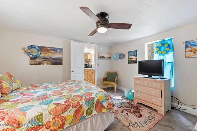 85045 LONNIE CREWS Road, Fernandina Beach, FL 32034