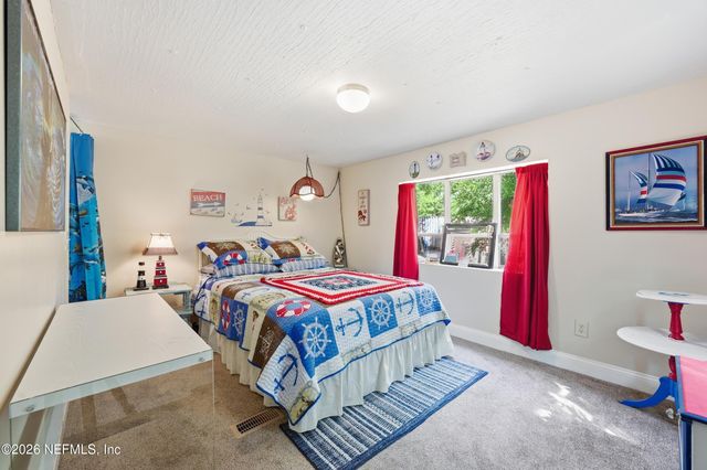 85045 LONNIE CREWS Road, Fernandina Beach, FL 32034