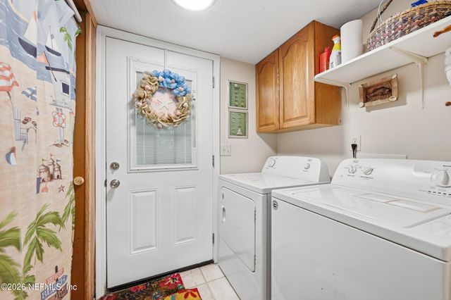 85045 LONNIE CREWS Road, Fernandina Beach, FL 32034