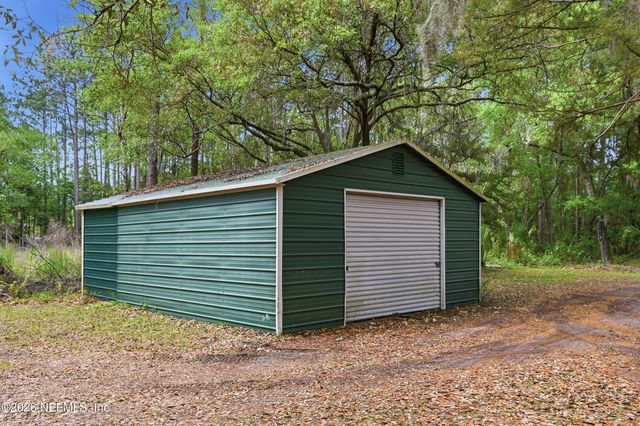 85045 LONNIE CREWS Road, Fernandina Beach, FL 32034