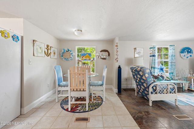 85045 LONNIE CREWS Road, Fernandina Beach, FL 32034