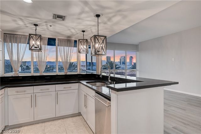4575 Dean Martin Drive 406, Las Vegas, NV 89103