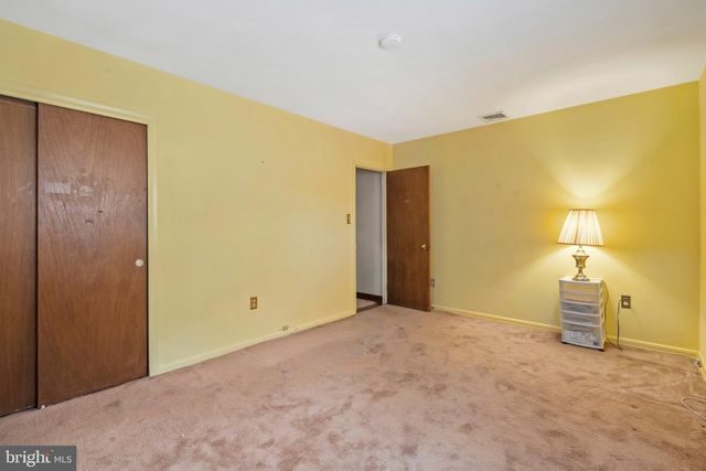 424 LONG AVE, Langhorne, PA 19047