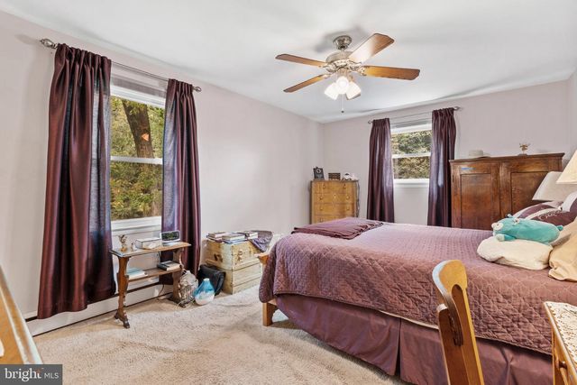 424 LONG AVE, Langhorne, PA 19047