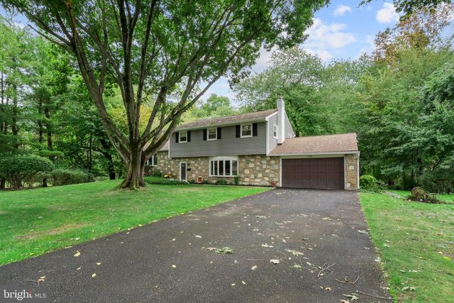 424 LONG AVE, Langhorne, PA 19047