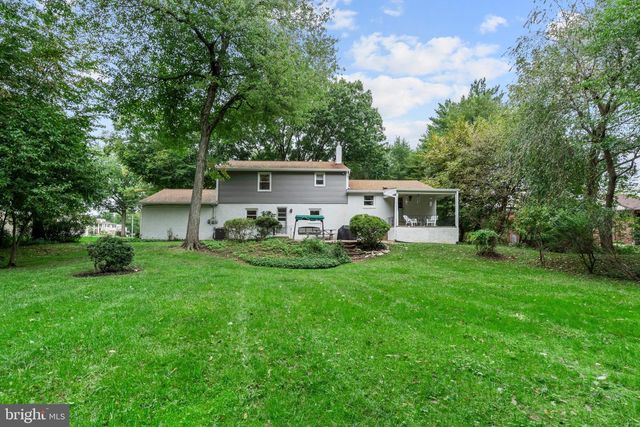 424 LONG AVE, Langhorne, PA 19047