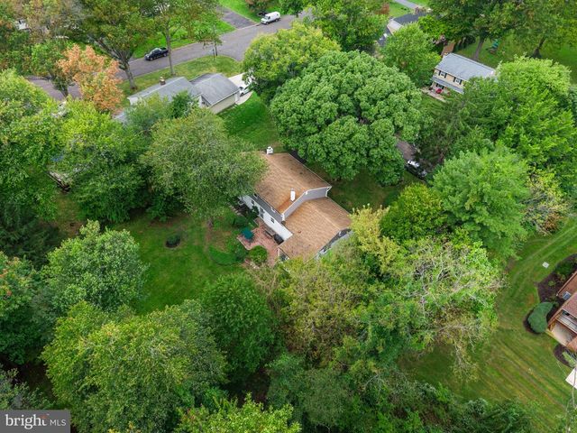 424 LONG AVE, Langhorne, PA 19047