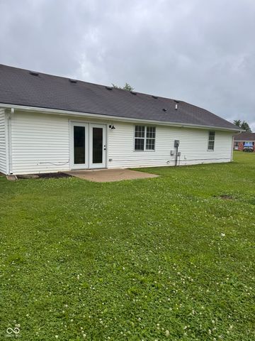 594 Hickory Drive, Danville, IN 46122