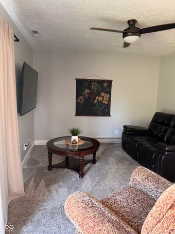594 Hickory Drive, Danville, IN 46122