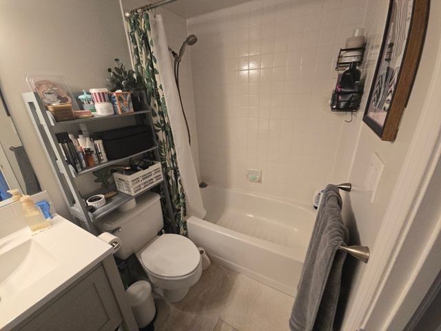 1933 Commonwealth Avenue 610, Boston, MA 02135