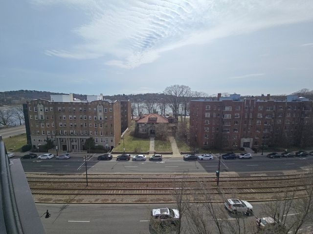 1933 Commonwealth Avenue 610, Boston, MA 02135