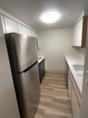 1933 Commonwealth Avenue 610, Boston, MA 02135