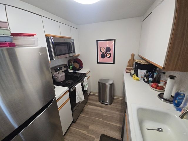 1933 Commonwealth Avenue 610, Boston, MA 02135