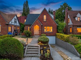 1146 N 78th Street, Seattle, WA 98103